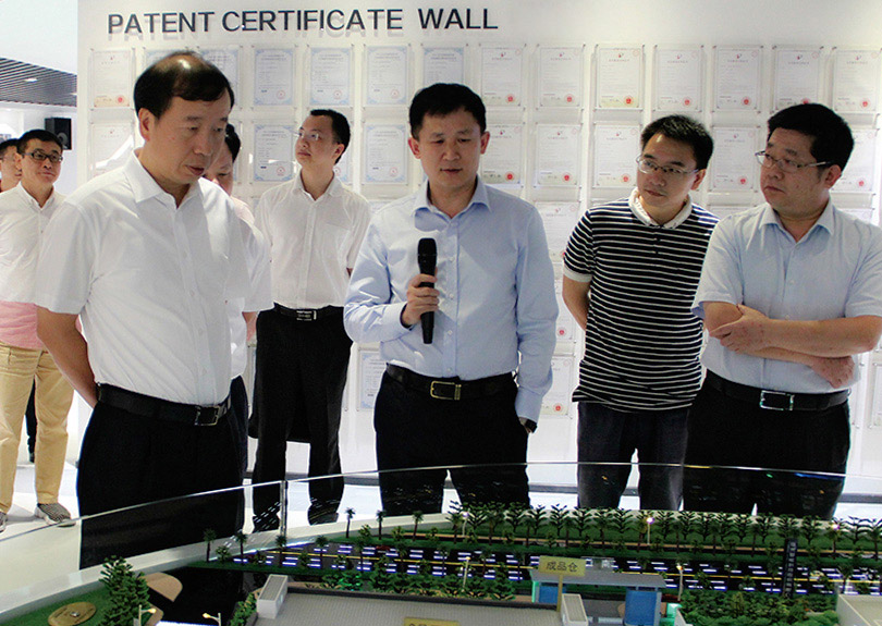 向导来访：2018.9东莞市市长肖亚非玩彩网调研